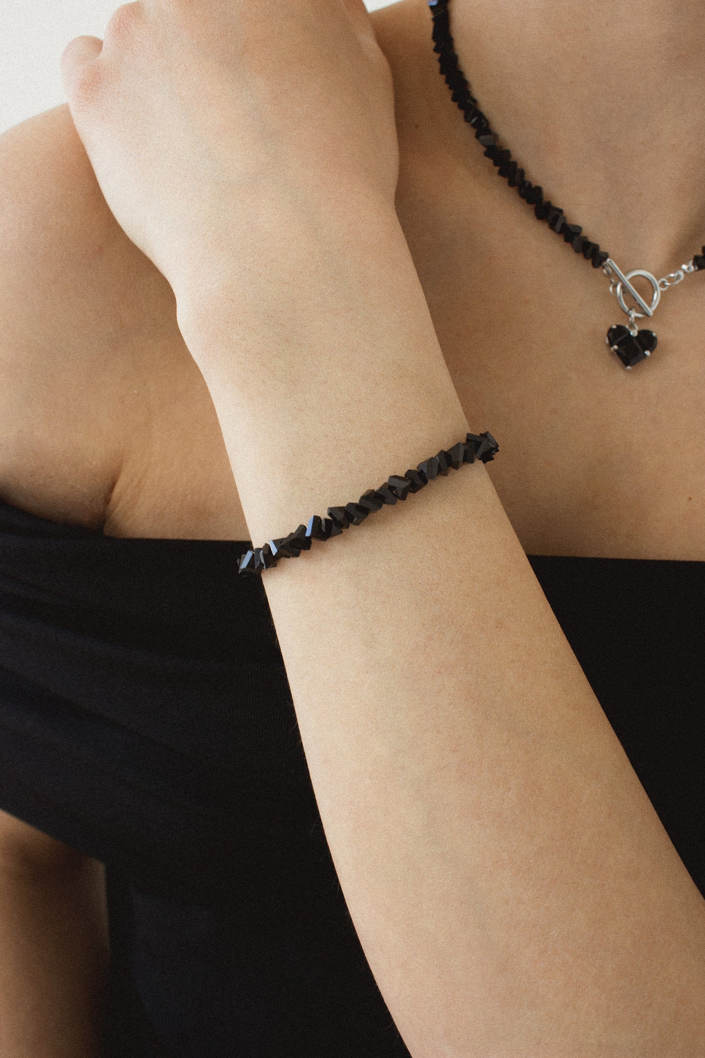 KENSY Black Crystal Pendant Necklace with Lobster Clasp, Crystal Choker, Heart Pendant Bracelet, Heart Drop Earrings Silver