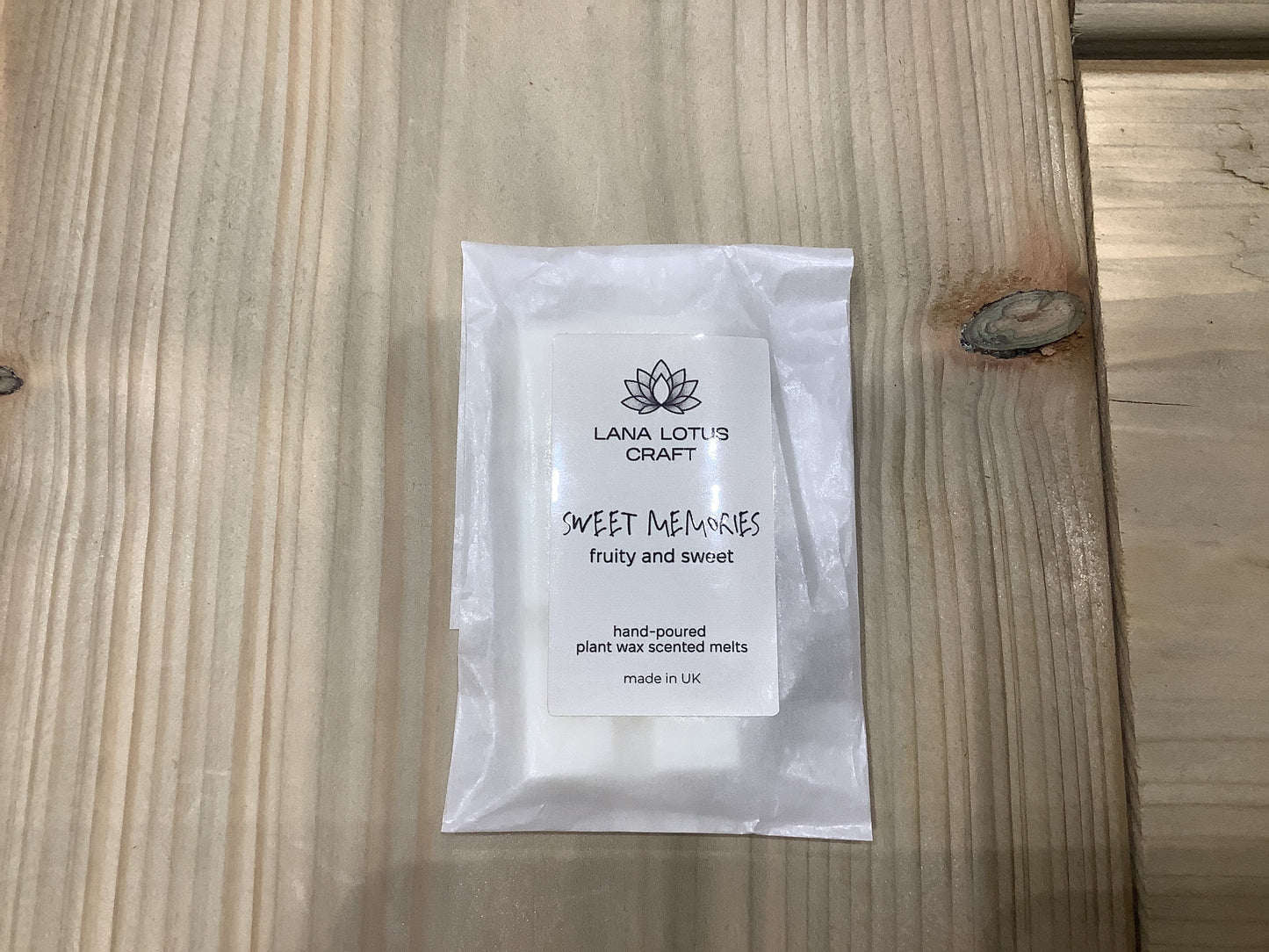 Lana Lotus Craft -“Sweet memories” scented plant wax melts LLC105