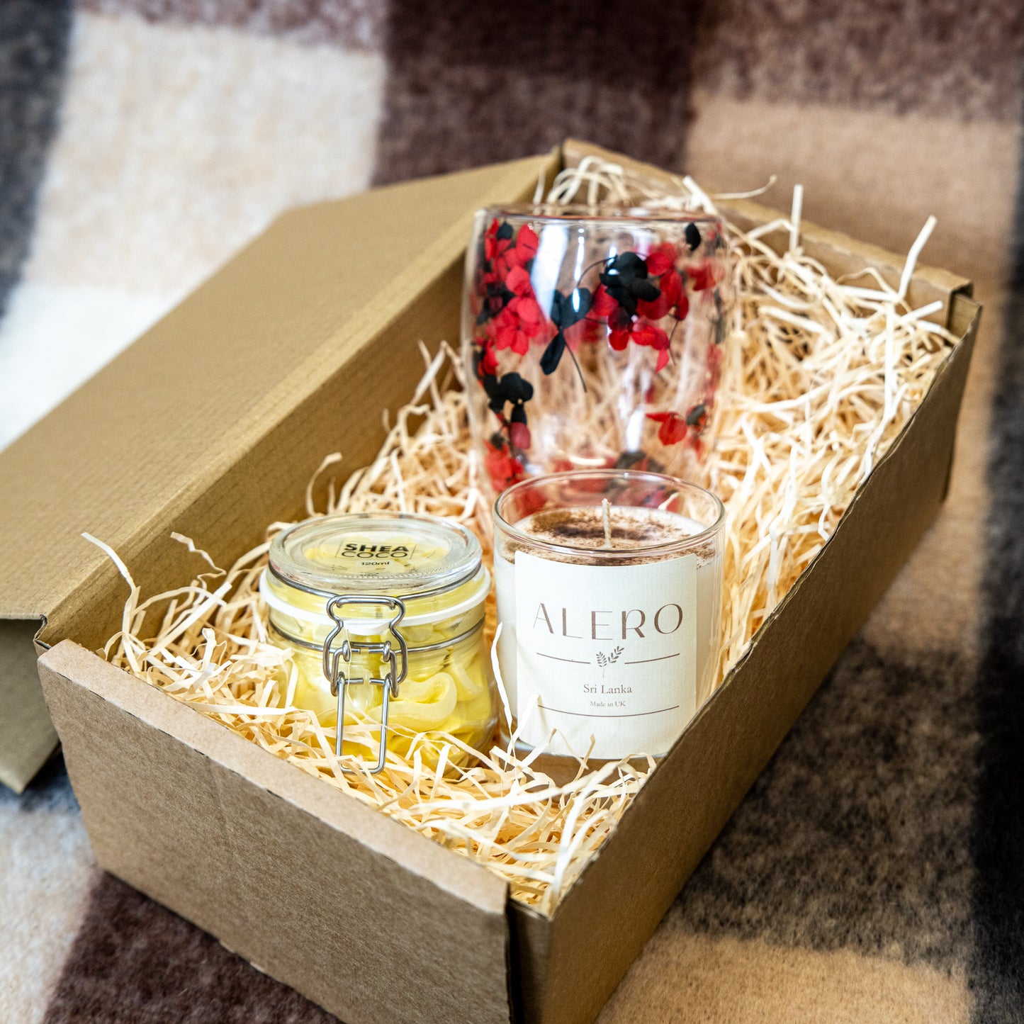 Gift Boxes & Tins in Gift
