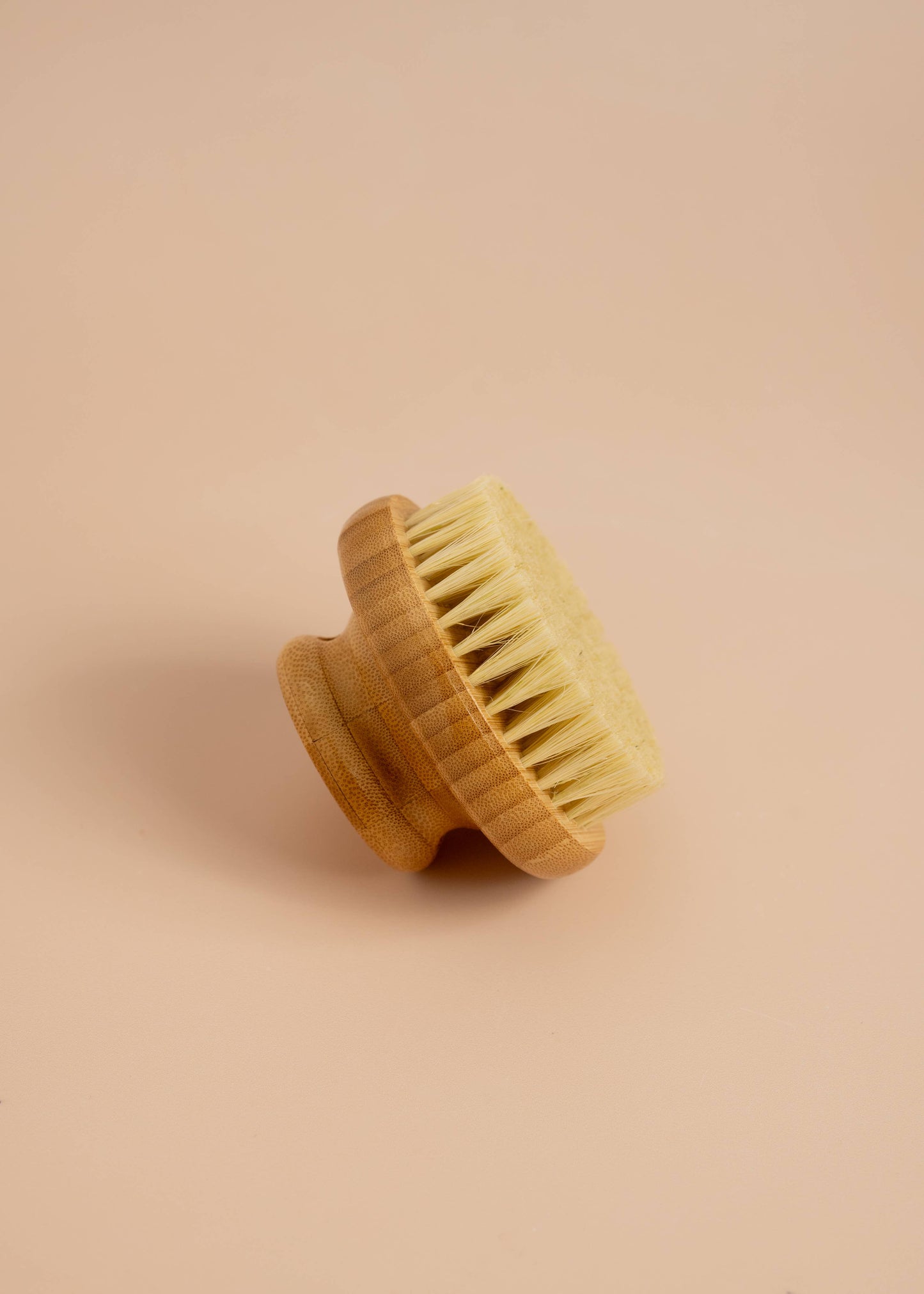 Arthur Betsy - Round dry body brush, body brushing, body care, sisal