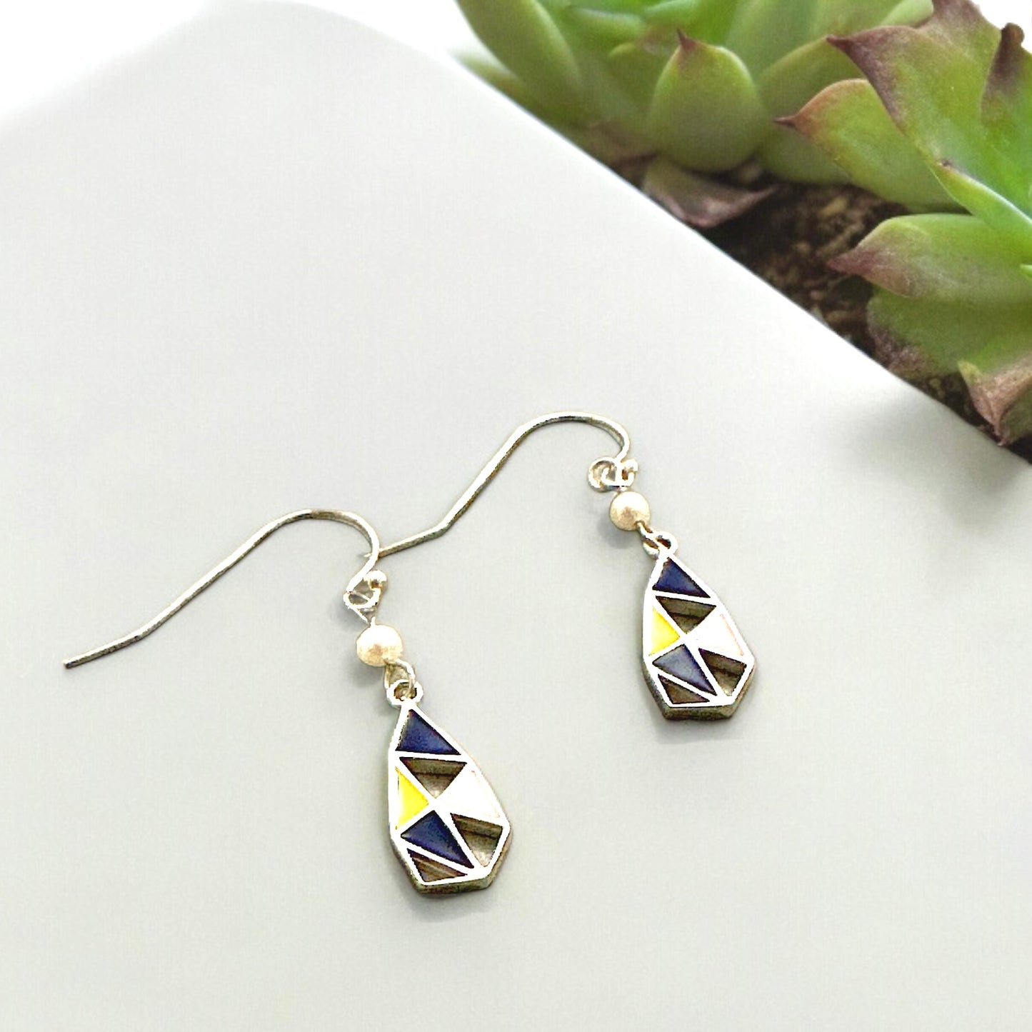 Geometry Silver 925 & Fresh Water Pearl Earrings