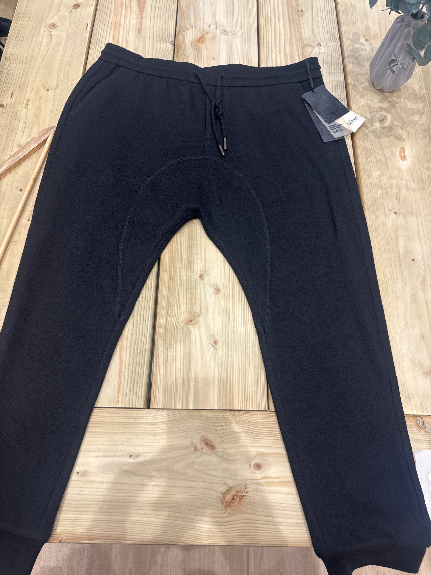 La Vision black wool jogger LV10 - premium warm winter loungewear