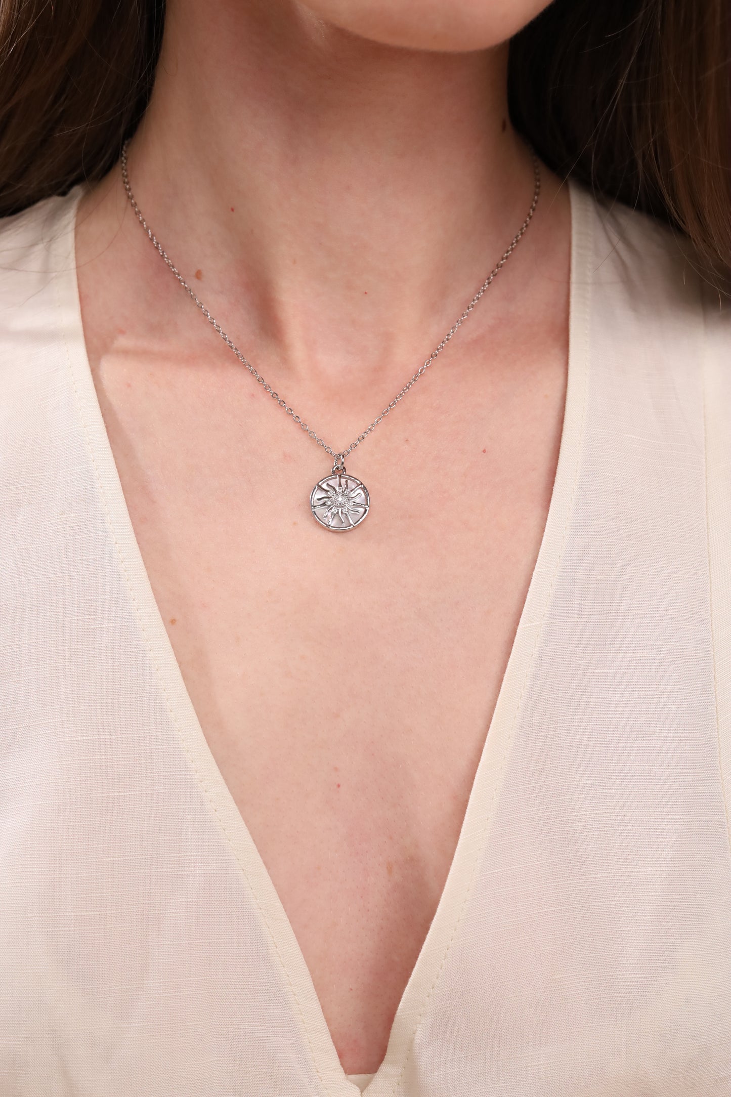 KENSY Pendant Necklace Sun