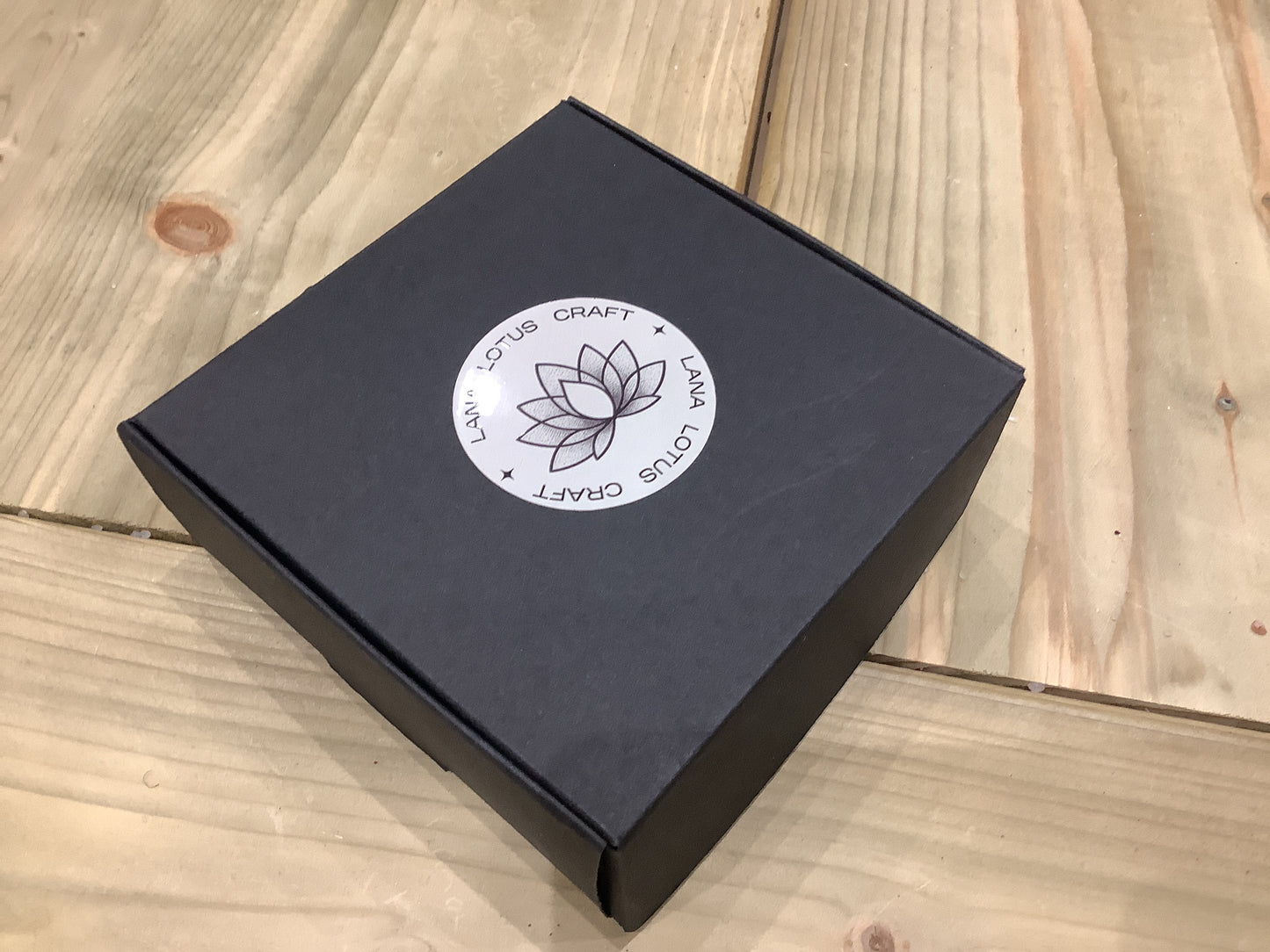 Lana Lotus Craft - Set of 2 Scented Wax Sachets “Paradise”LLC016