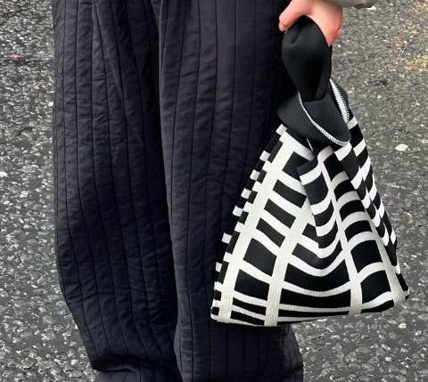 TOKEII KNIT STUDIO - Graphic Grid – Knitted Bag