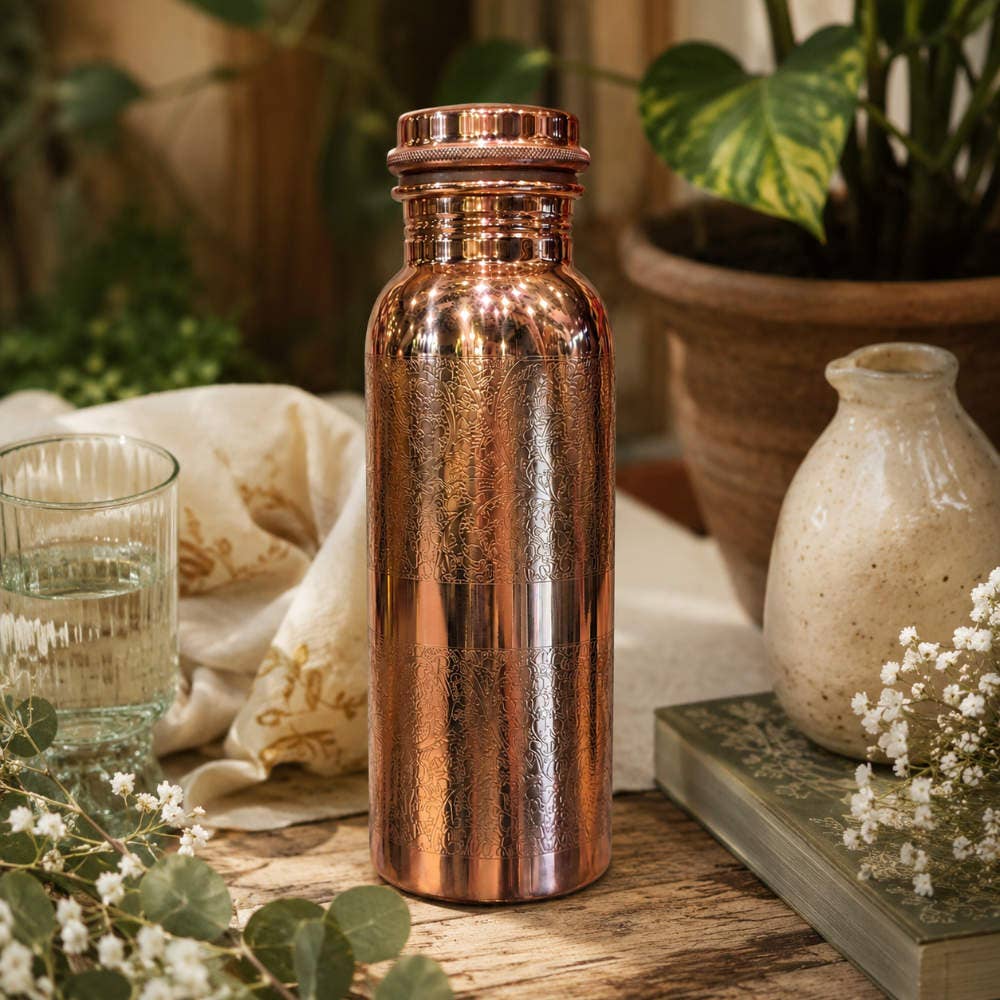 Shared Earth - Copper water bottle, engraved, 600ml