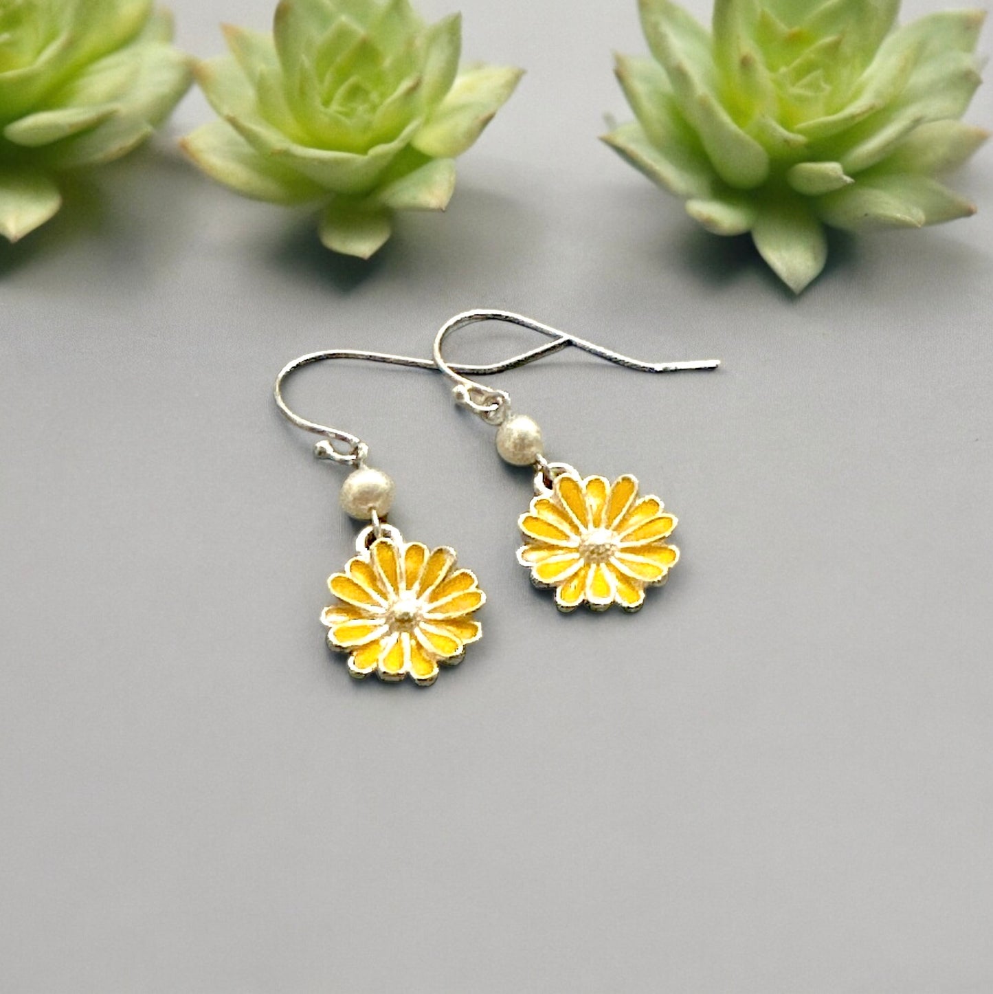 Purity Daisy Silver 925 & Fresh Water Pearl Earrings