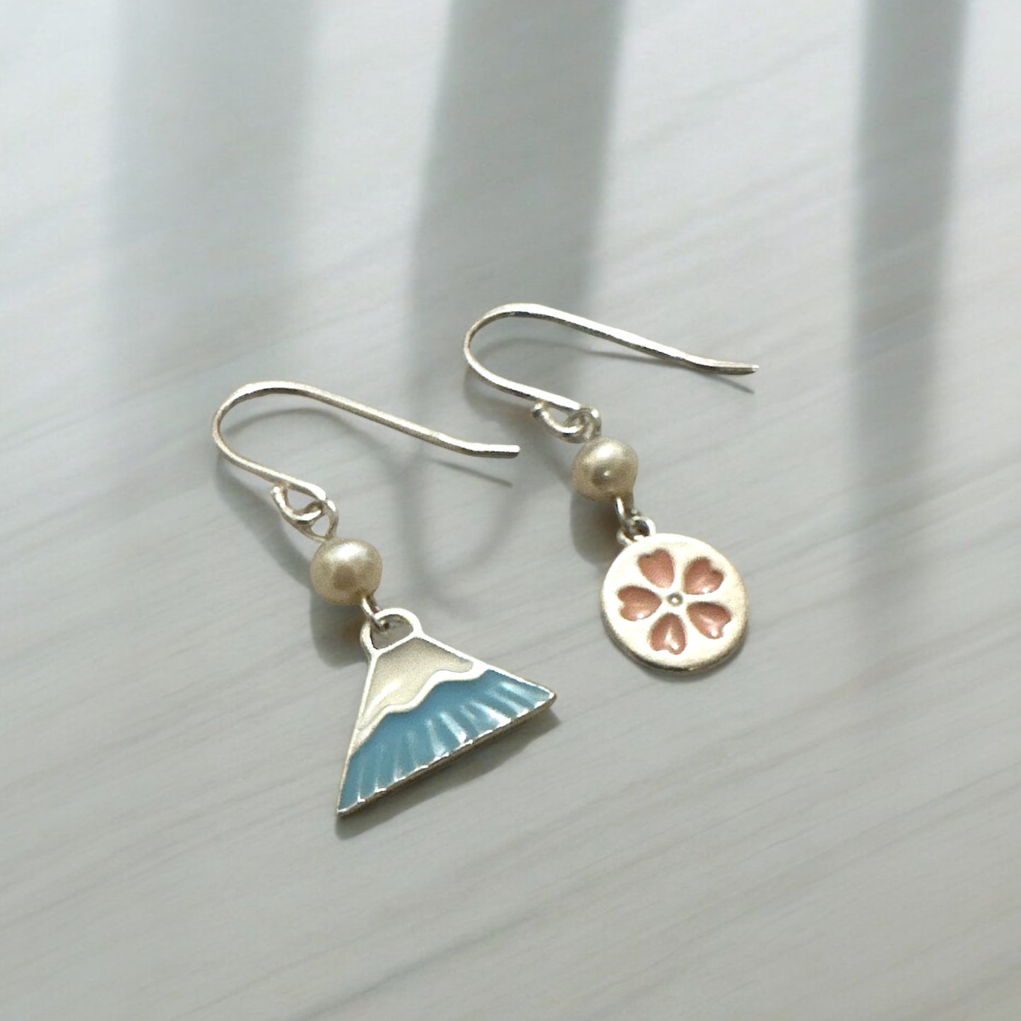 Blue Mt. Fuji with Sakura in Circle Silver 925 & Fresh Water Pearl Earrings