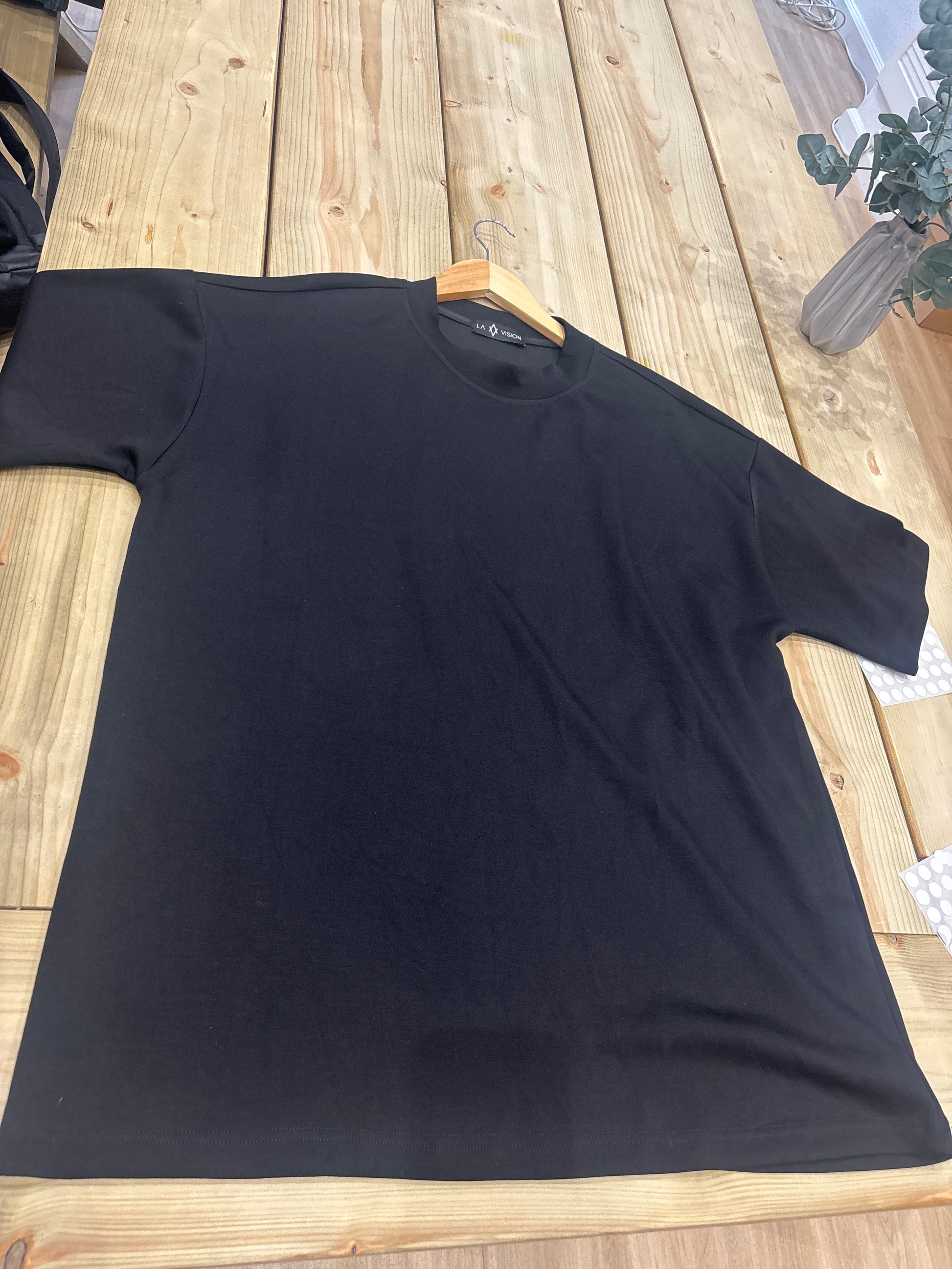 La Vision black oversized stretch tee shirt Lv15 - comfortable streetwear