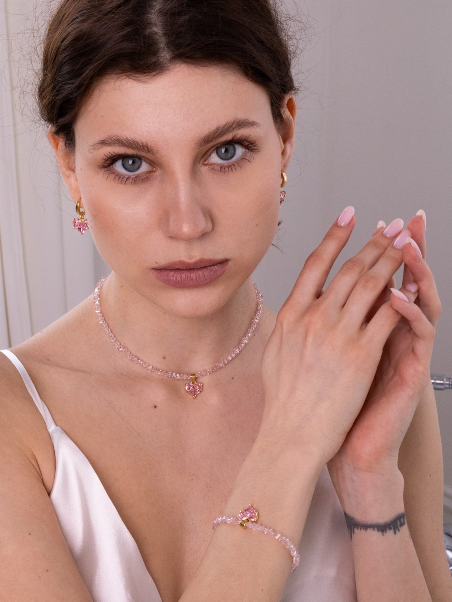 KENSY Pink Heart Pendant Necklace with Lobster Clasp, Crystal Choker, Heart Pendant Bracelet, Heart Drop Earrings Gold