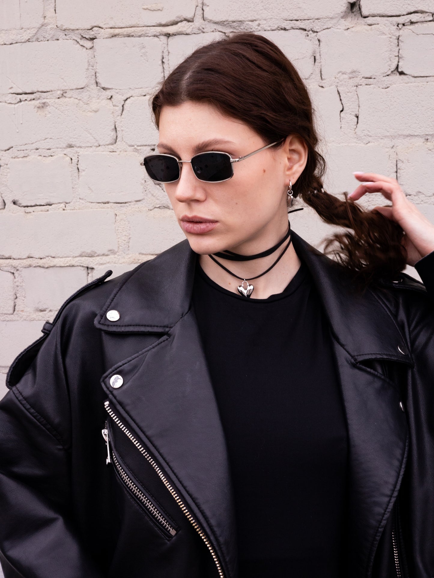 KENSY Love suede lace choker Silver