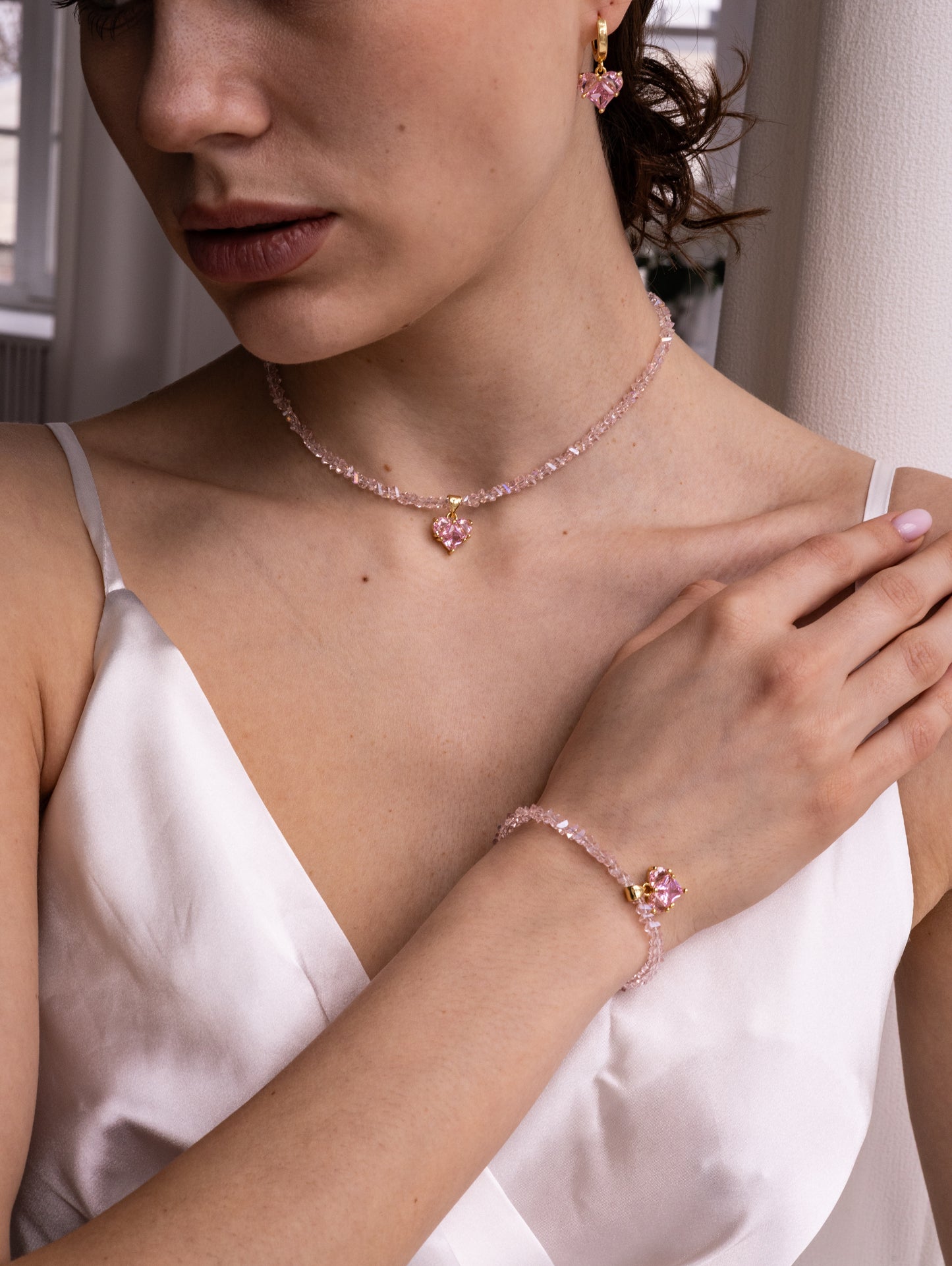 KENSY Pink Heart Pendant Necklace with Lobster Clasp, Crystal Choker, Heart Pendant Bracelet, Heart Drop Earrings Gold