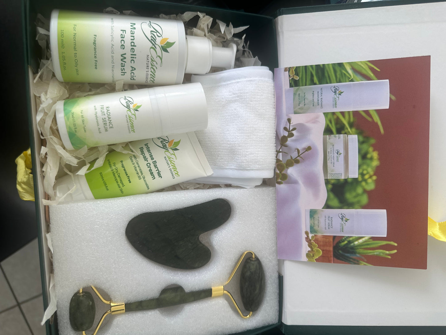 RayEssence Gift box - Day Care RY0246