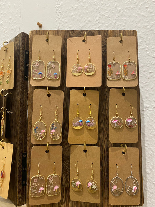 Dragonfly Jewellery - resin flowers