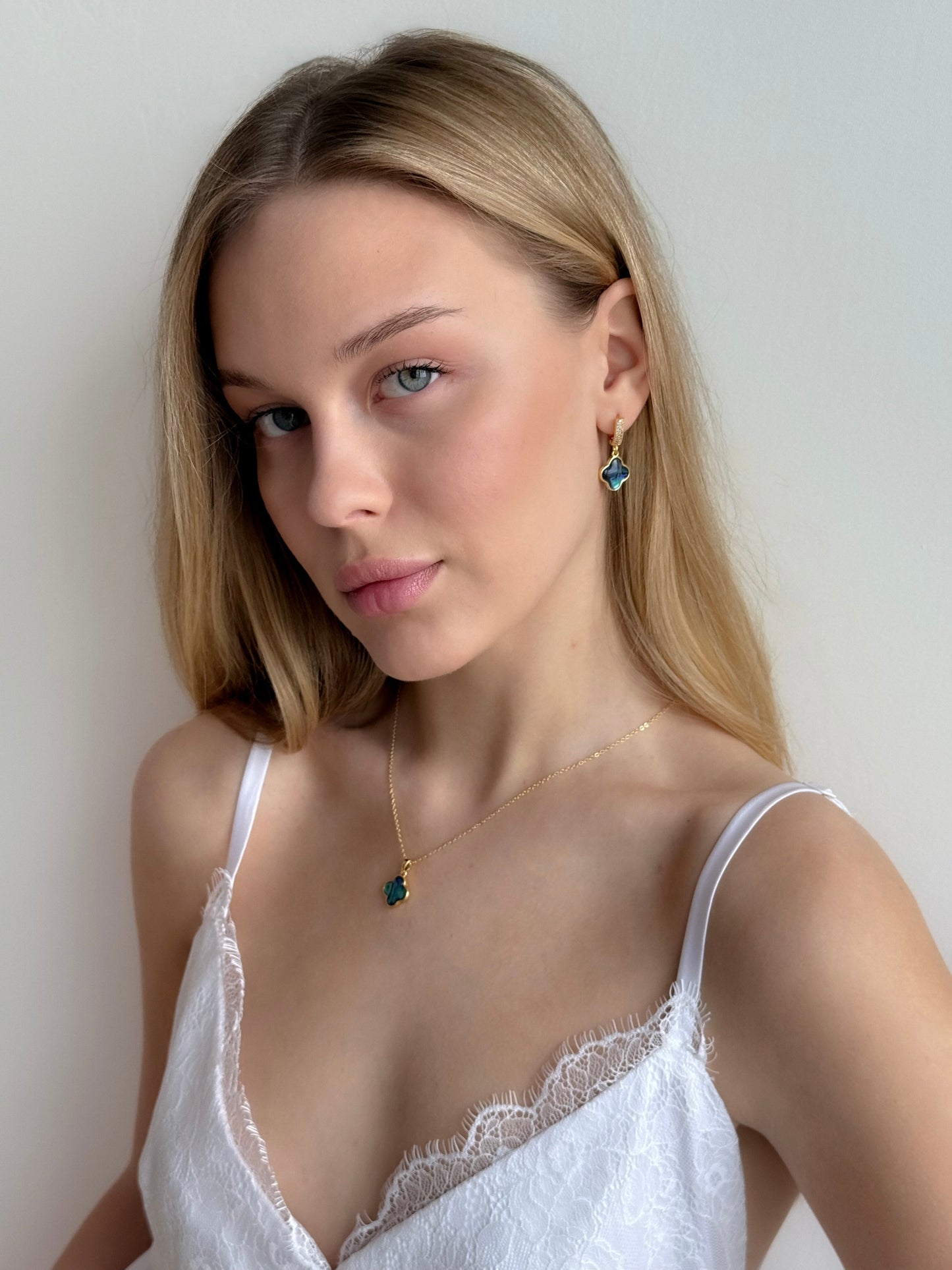 KENSY Pendant Necklace Green Clover Gold