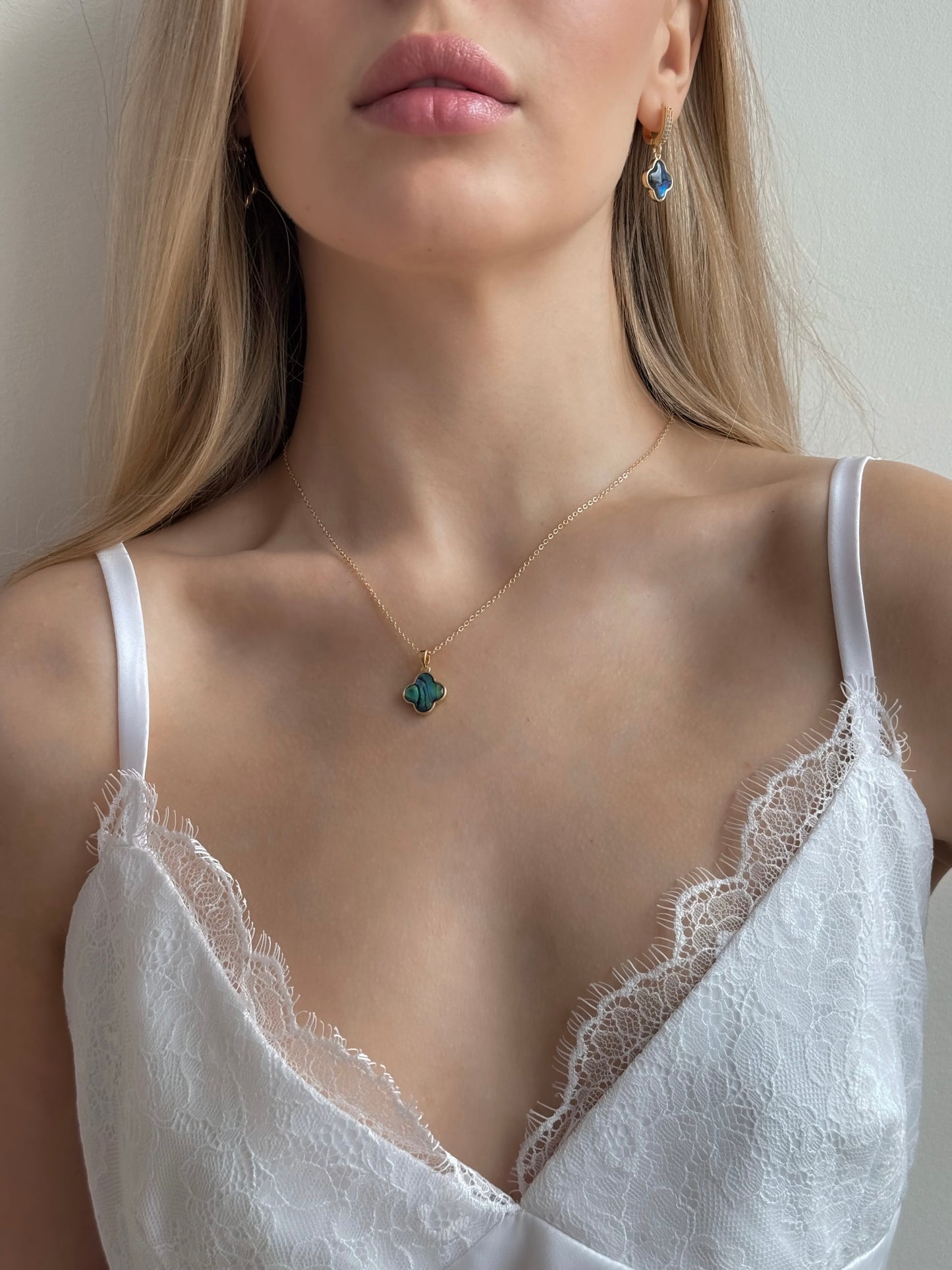 KENSY Pendant Necklace Green Clover Gold