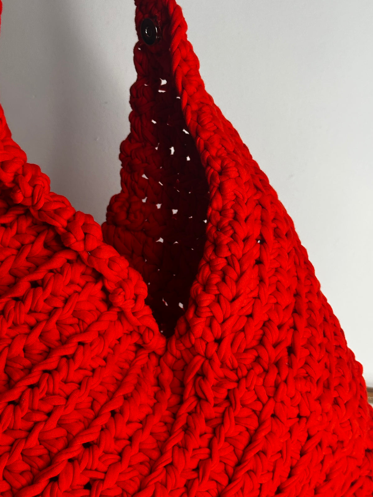 Triangle Crochet Bag
