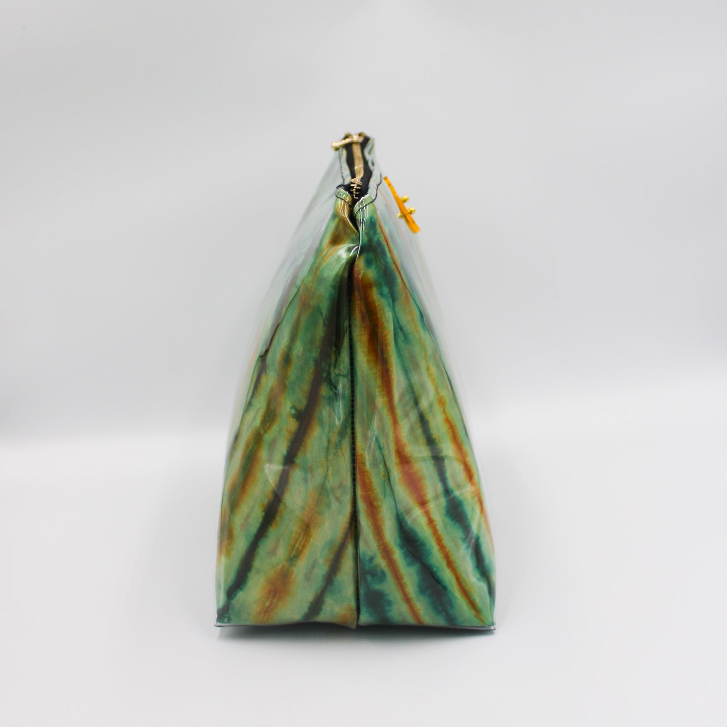 BijouCREATES - Green Tiger Toiletry Bag - BCTBGM