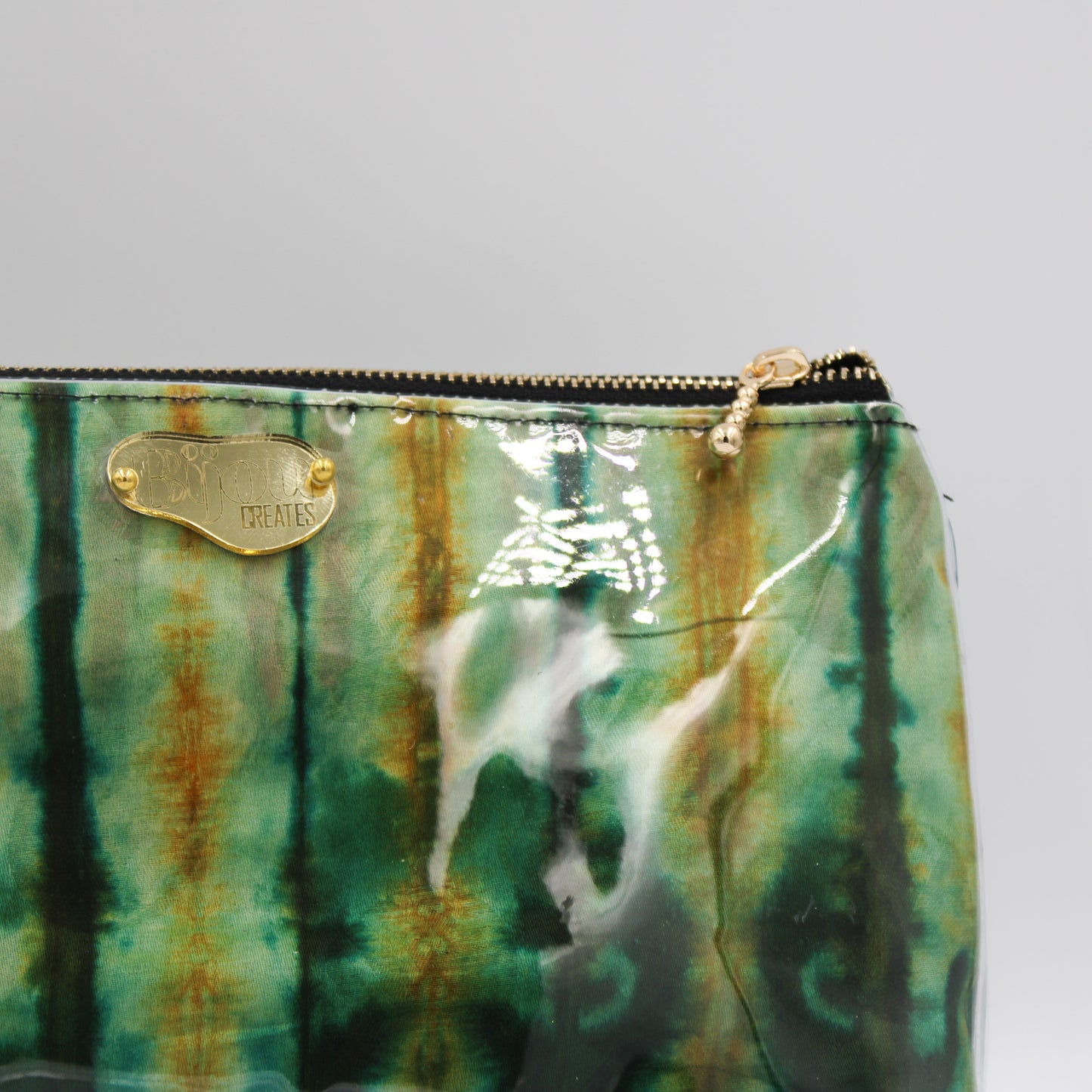 BijouCREATES - Green Tiger Toiletry Bag - BCTBGM