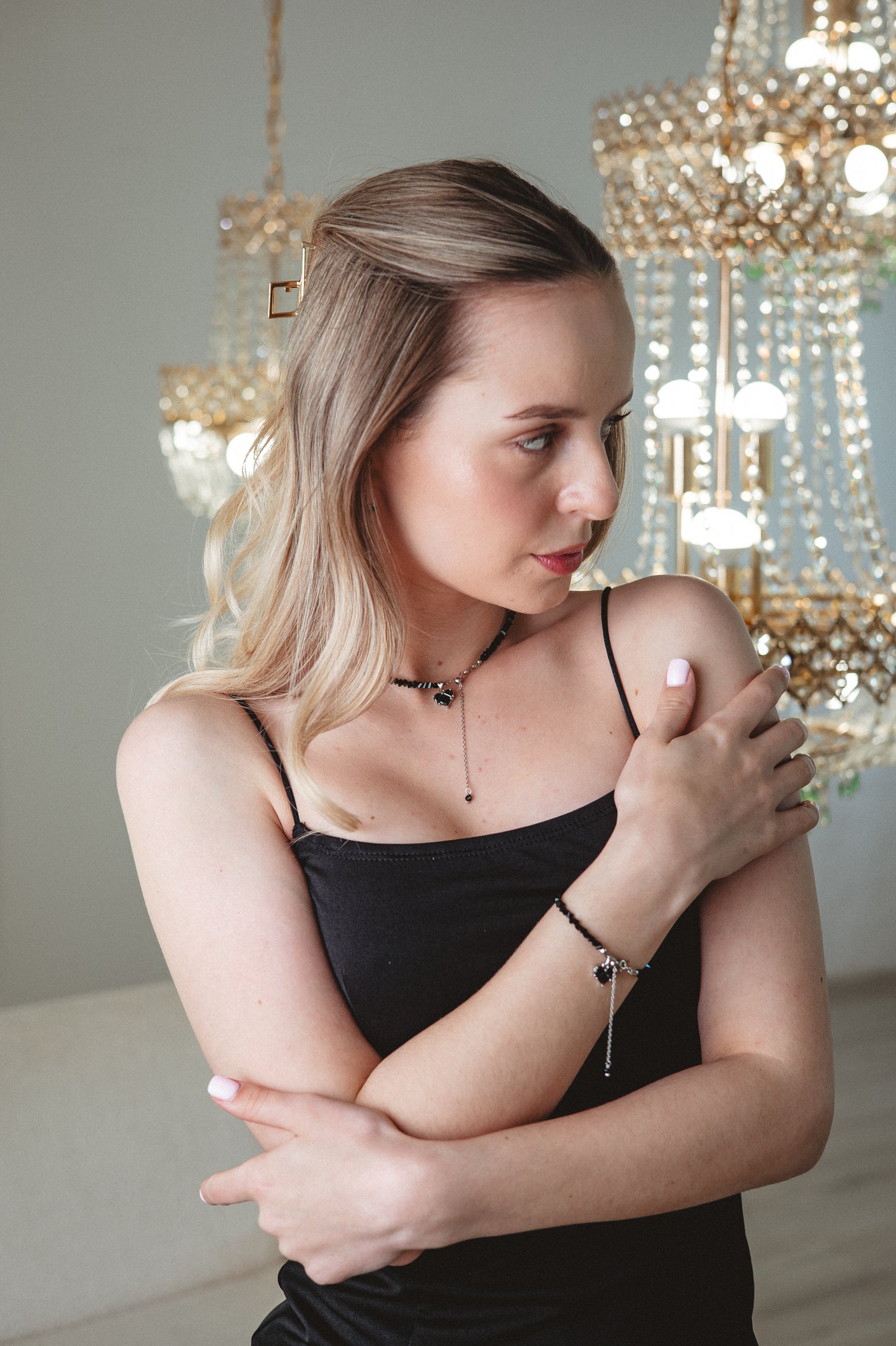 KENSY Black Helios Pendant Necklace with Lobster Clasp, Crystal Choker, Heart Pendant Bracelet, Heart Drop Earrings Silver