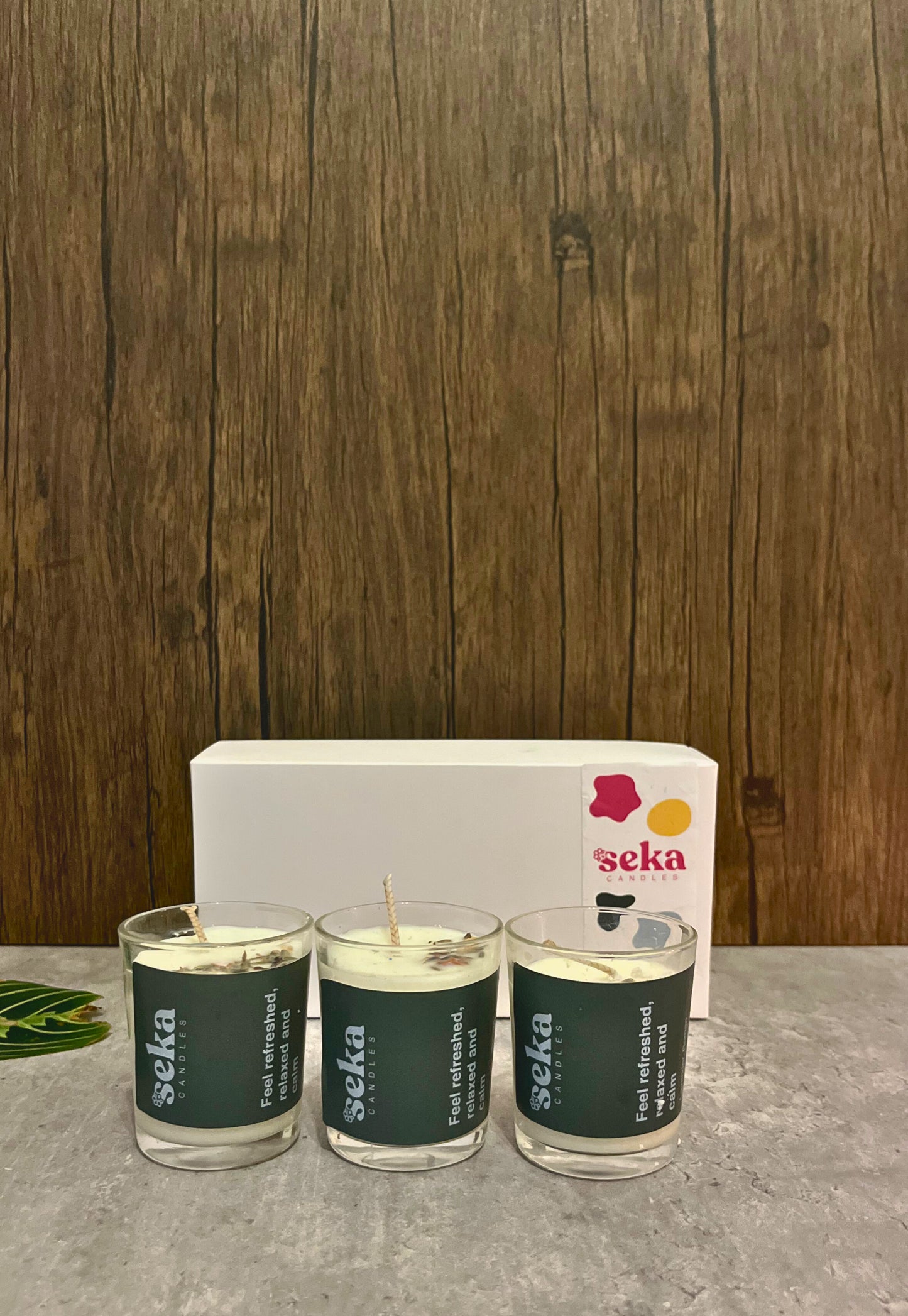 Feel Refreshed Relax & Calm - Eucalyptus, Chamomile & Lavender Candle
