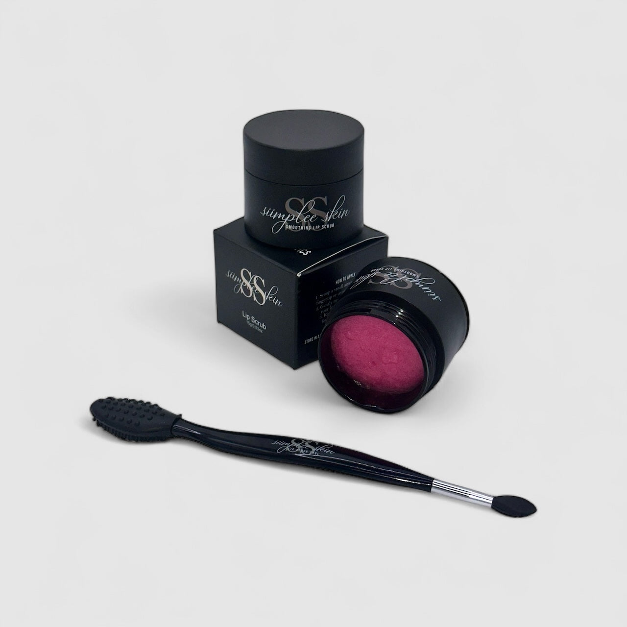 Siimplee Cosmetics Lip Scrub Ultimate Set - lip scrub and silicone brush beauty duo