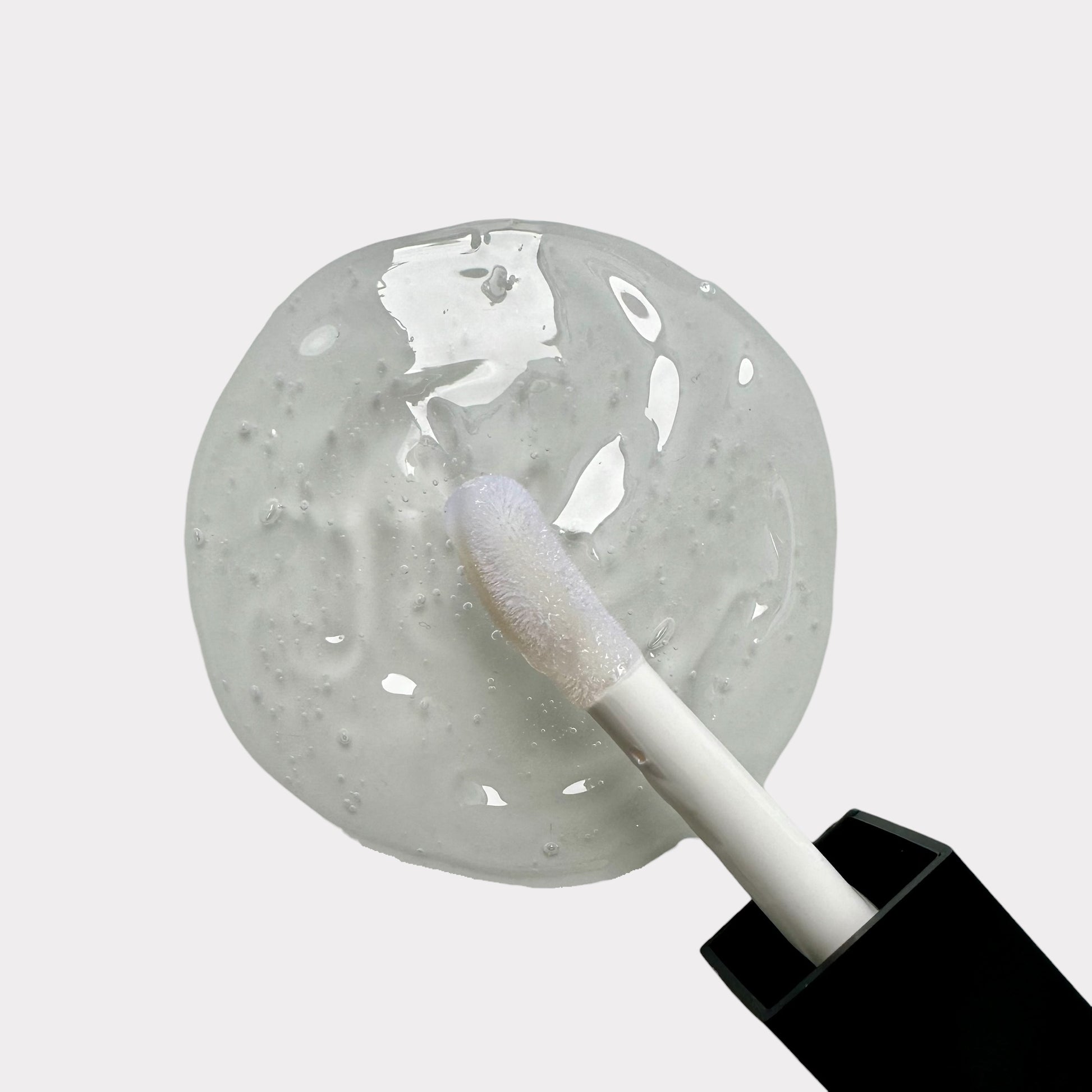 Siimplee Cosmetics Crystal Clear colourless high-shine lip gloss - glass finish